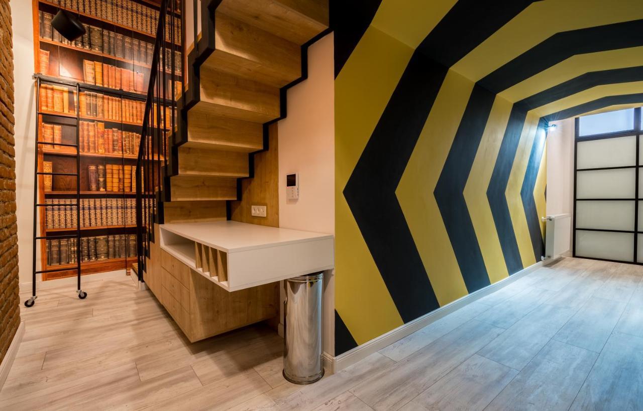 Mini Hotel On Aghmashenebeli Ave Tbilisi Zewnętrze zdjęcie