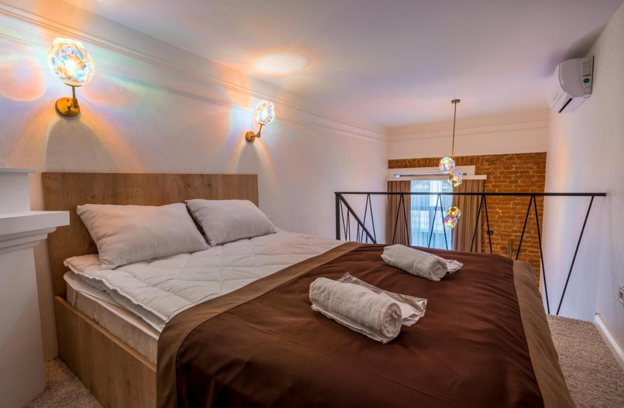 Mini Hotel On Aghmashenebeli Ave Tbilisi Zewnętrze zdjęcie