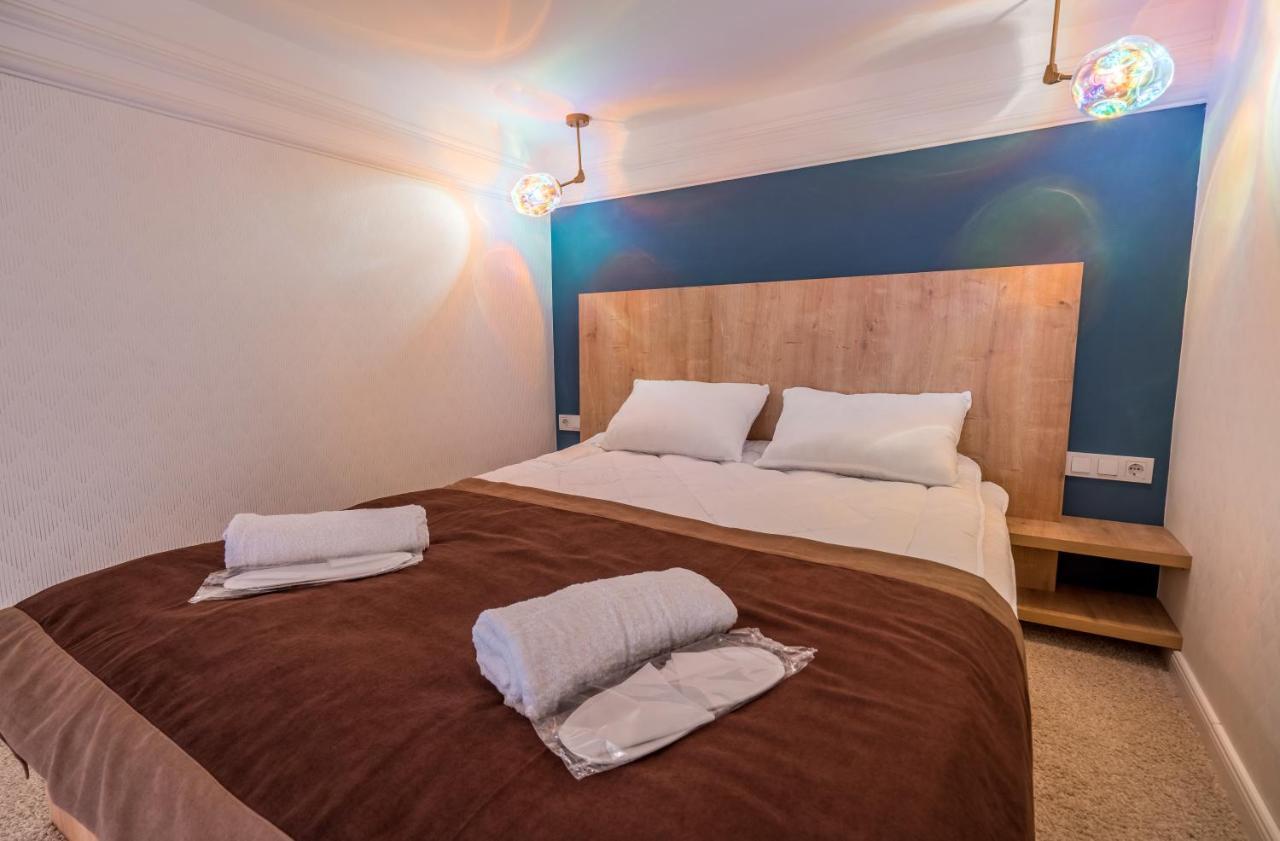 Mini Hotel On Aghmashenebeli Ave Tbilisi Zewnętrze zdjęcie