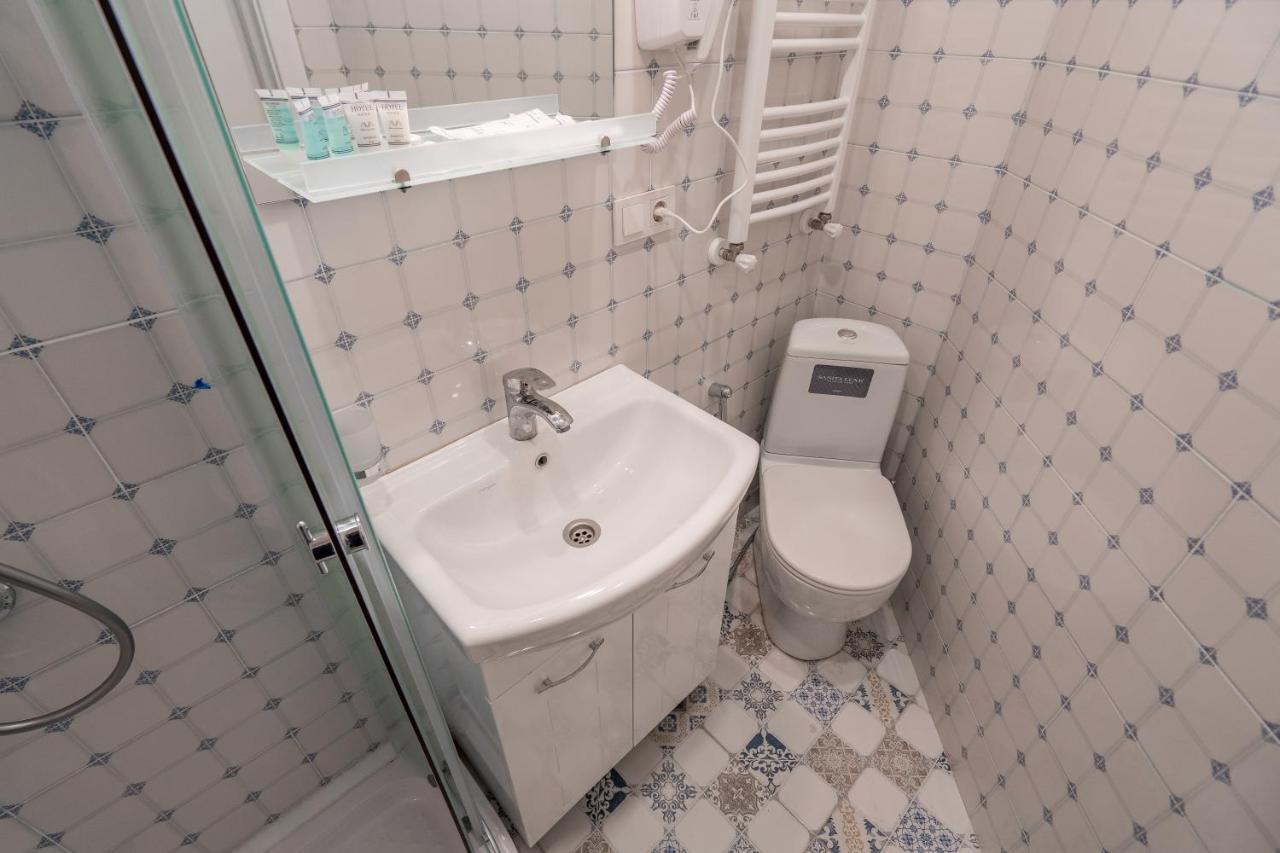 Mini Hotel On Aghmashenebeli Ave Tbilisi Zewnętrze zdjęcie