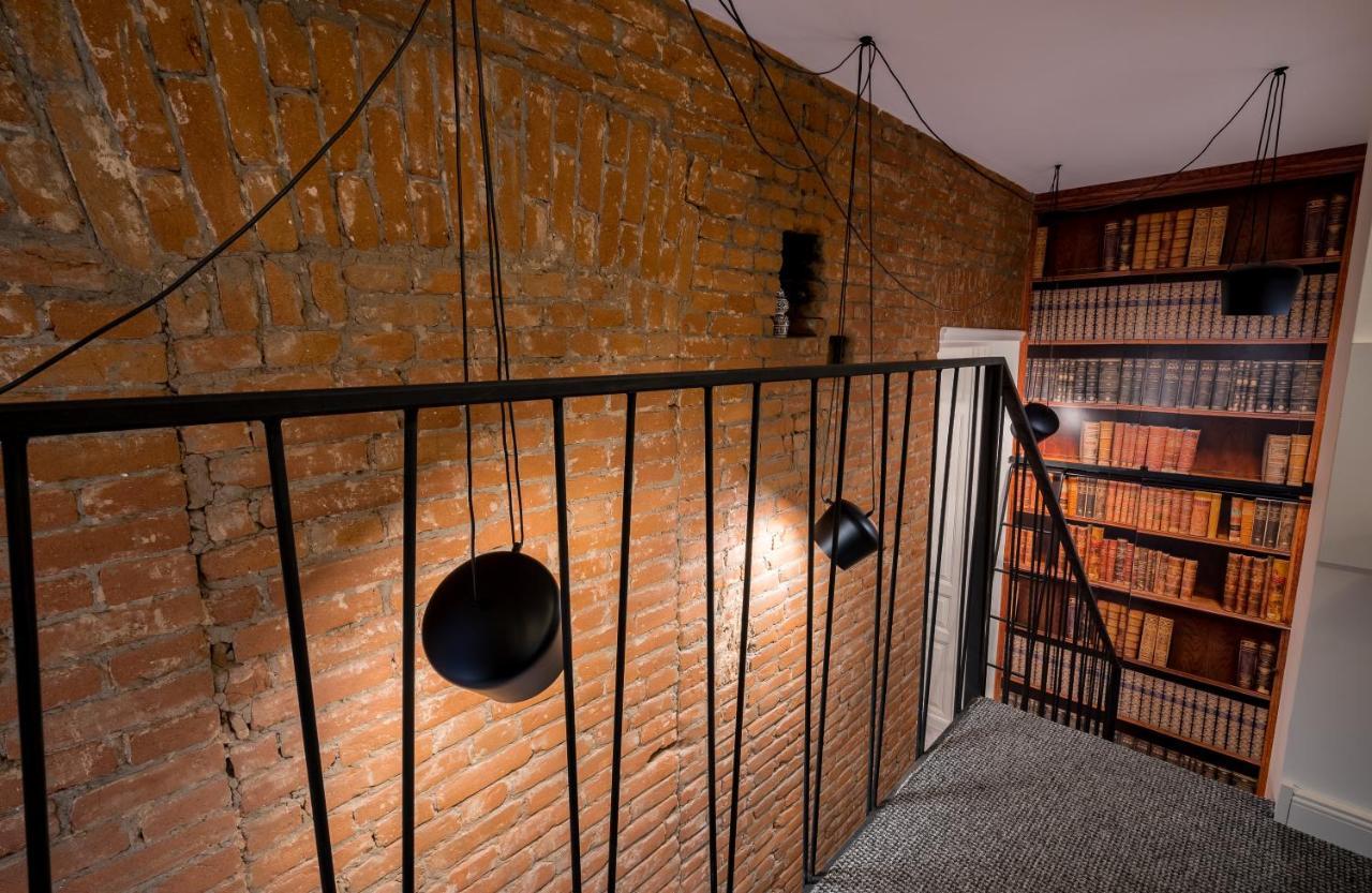 Mini Hotel On Aghmashenebeli Ave Tbilisi Zewnętrze zdjęcie